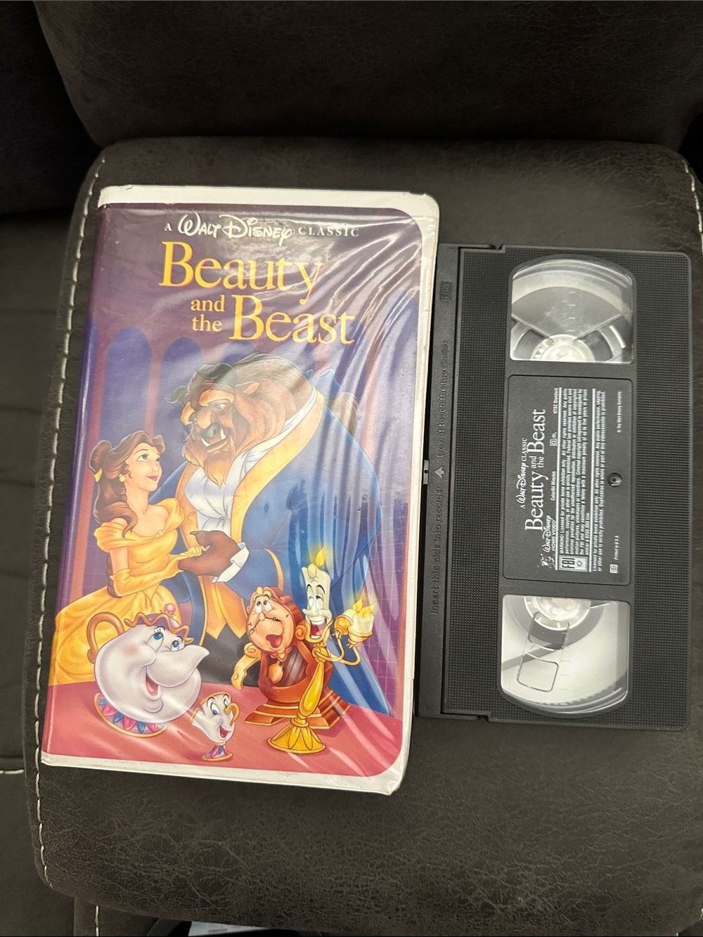 Walt Disney Classic Beauty and the Beast VHS - Purple & Yellow Cover